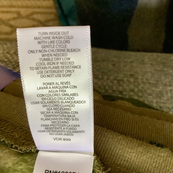 Lands End 3 pc youth set robe, PJ top & PJ bottom Green Camouflage Size L(14/16) - Picture 9 of 16